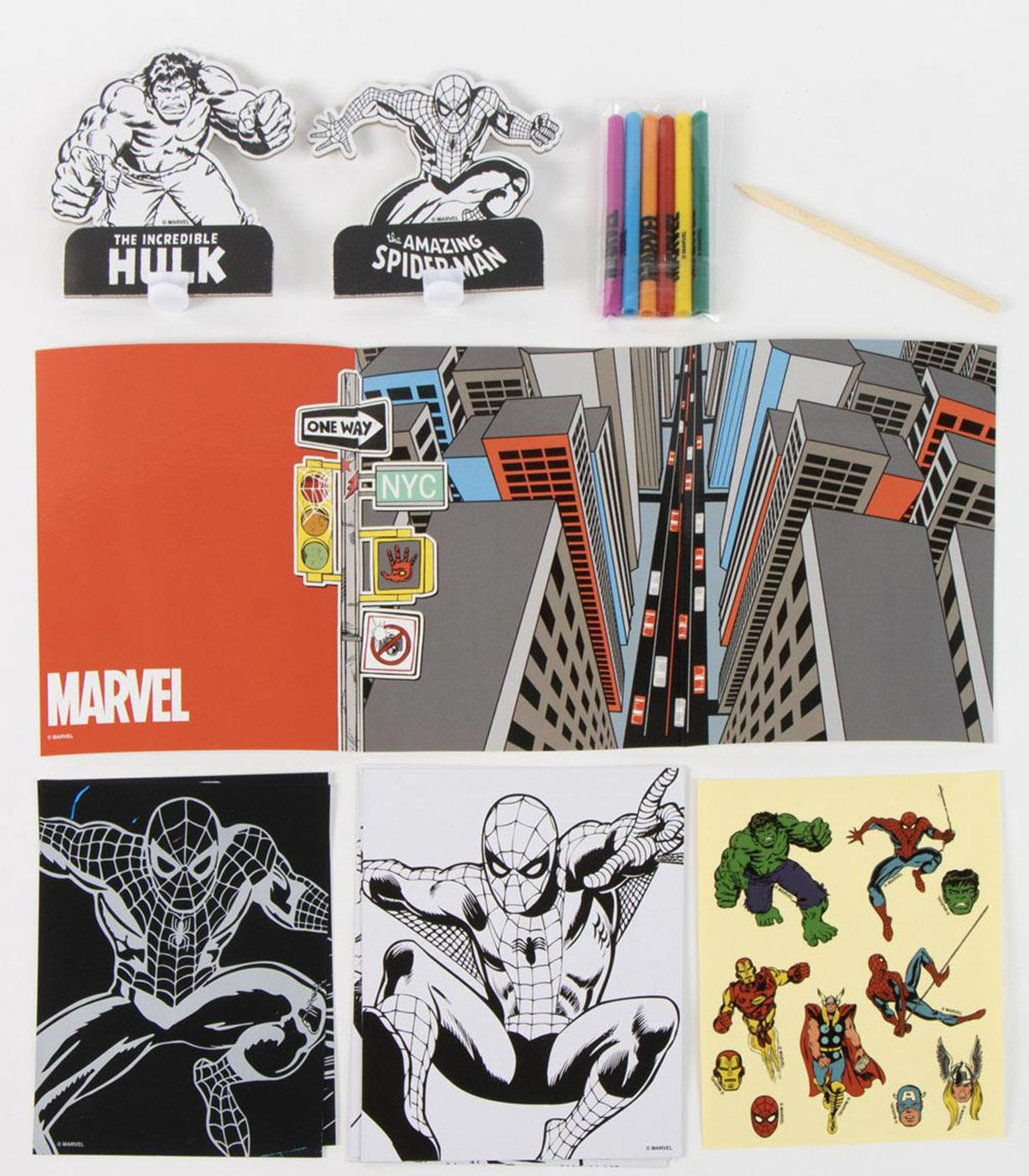 DRAWING SET IN A SPIDERMAN BAG