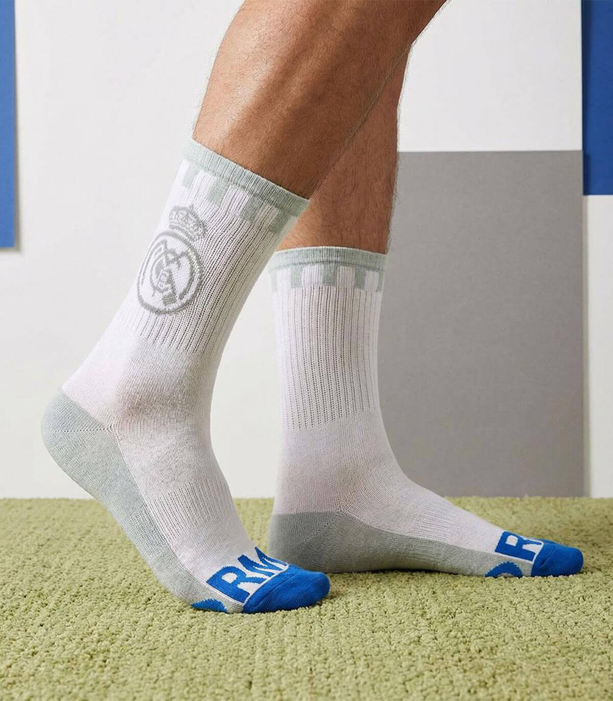 YOUTH SOCKS REAL MADRID WHITE 38/45